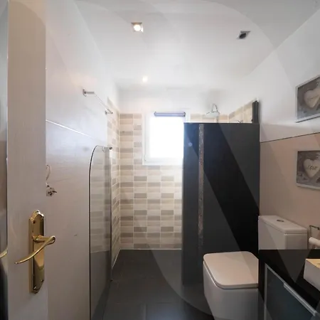 Belle Maison Puig Rom By Welhomy Holiday home *