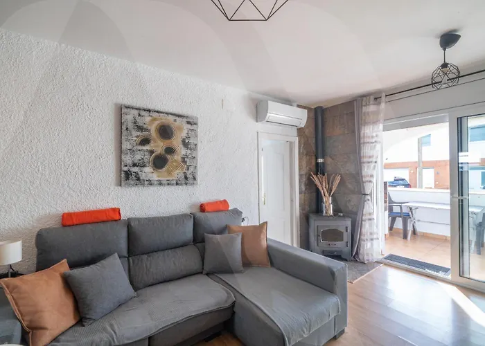 Holiday home Belle Maison Puig Rom By Welhomy *