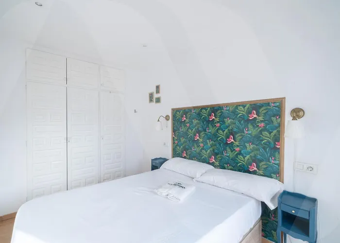 Belle Maison Puig Rom By Welhomy * Roses