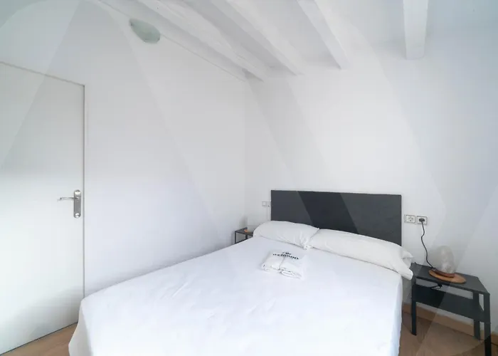 Belle Maison Puig Rom By Welhomy Roses