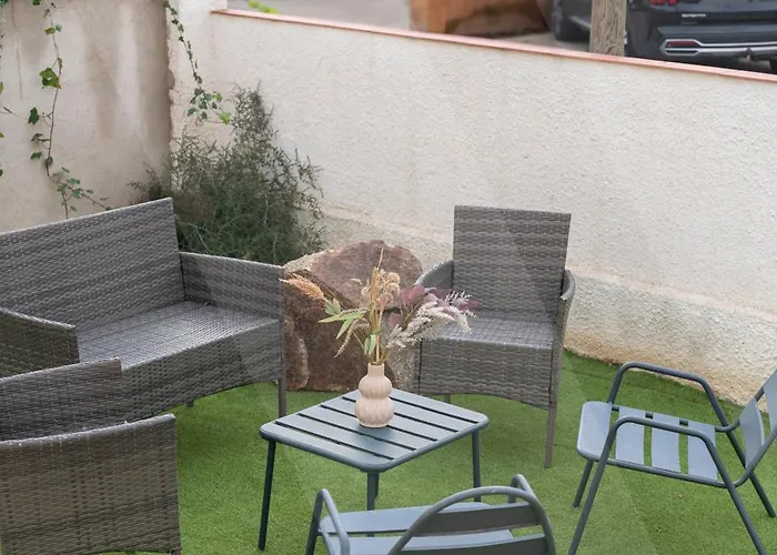 Holiday home Belle Maison Puig Rom By Welhomy Roses